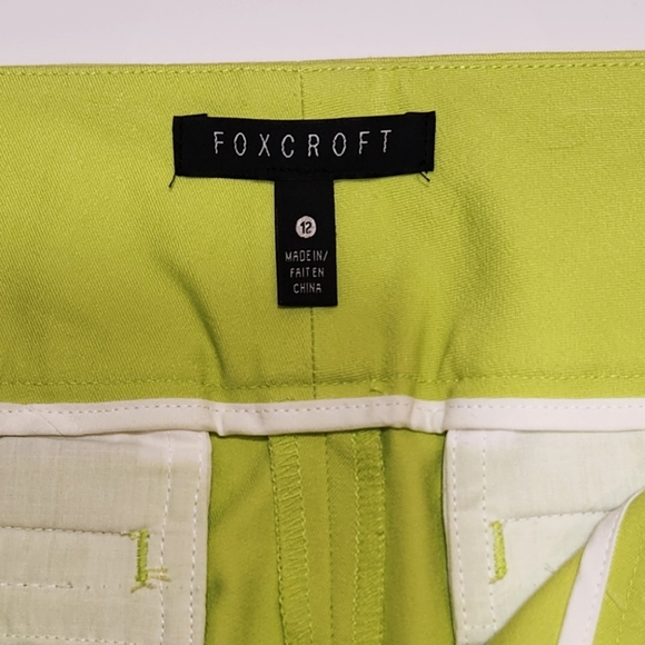 NWOT BRAT SUMMER 💚 Green pants by Foxcroft- Women's size 12 - Picture 5 of 7